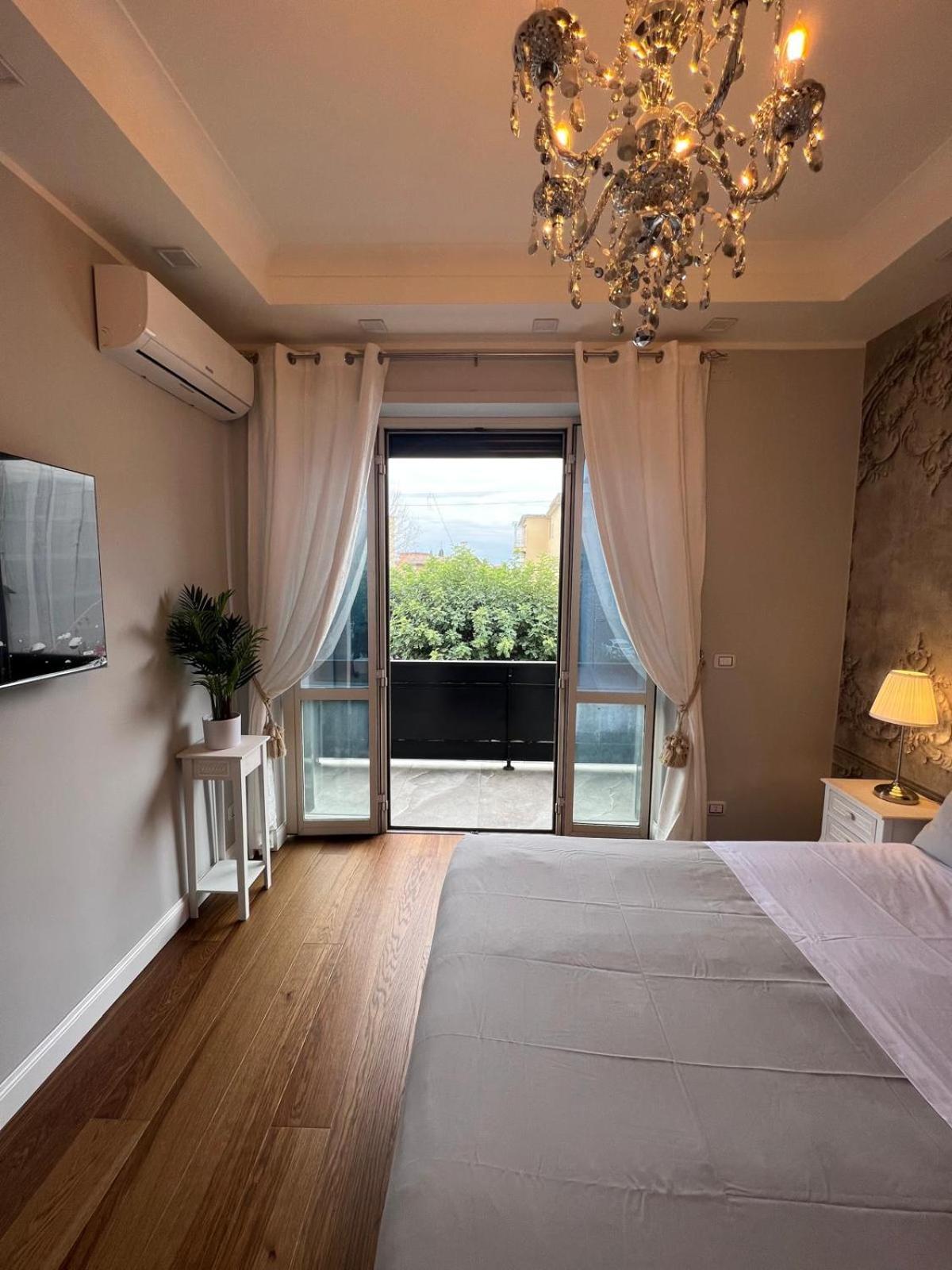 B&B Caffe Retro' Чистерна-ди-Латина Экстерьер фото